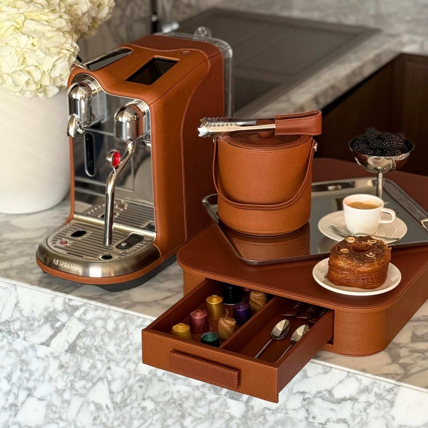 Luxe Nespresso Creatista Plus