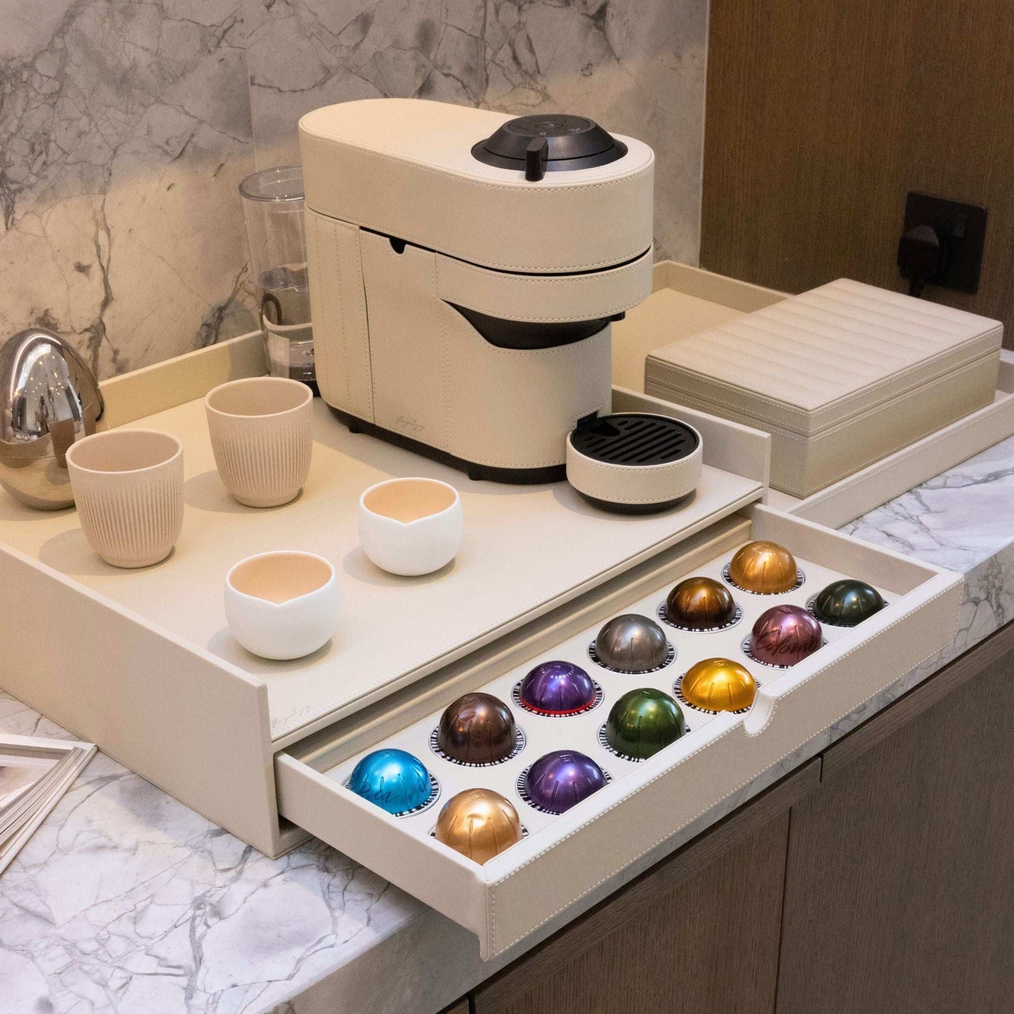 Luxe Vertuo Bundle