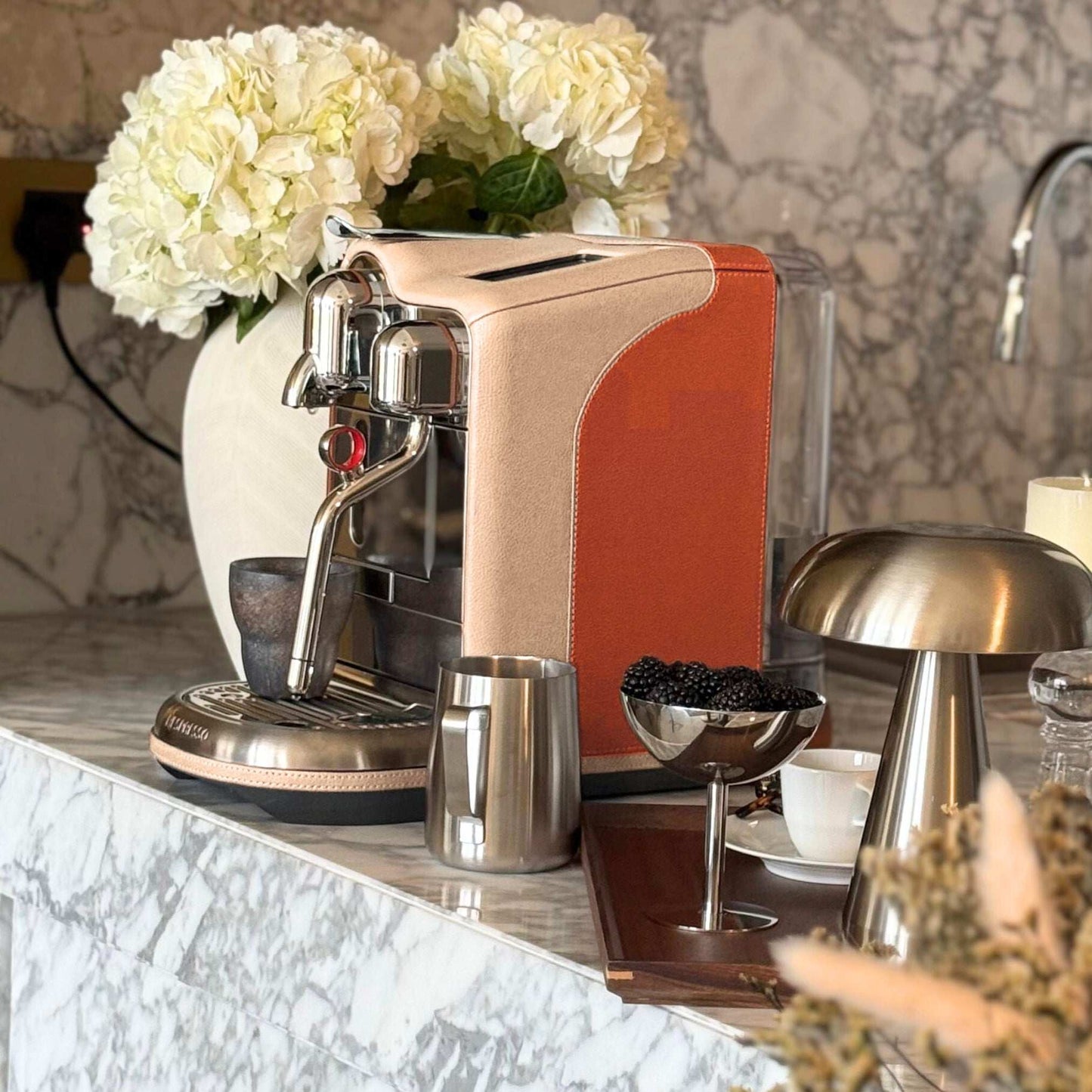 Luxe Nespresso Creatista Plus