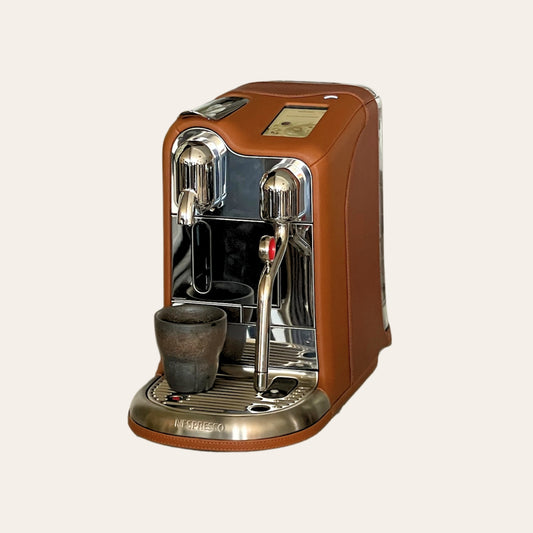 Luxe Nespresso Creatista Plus