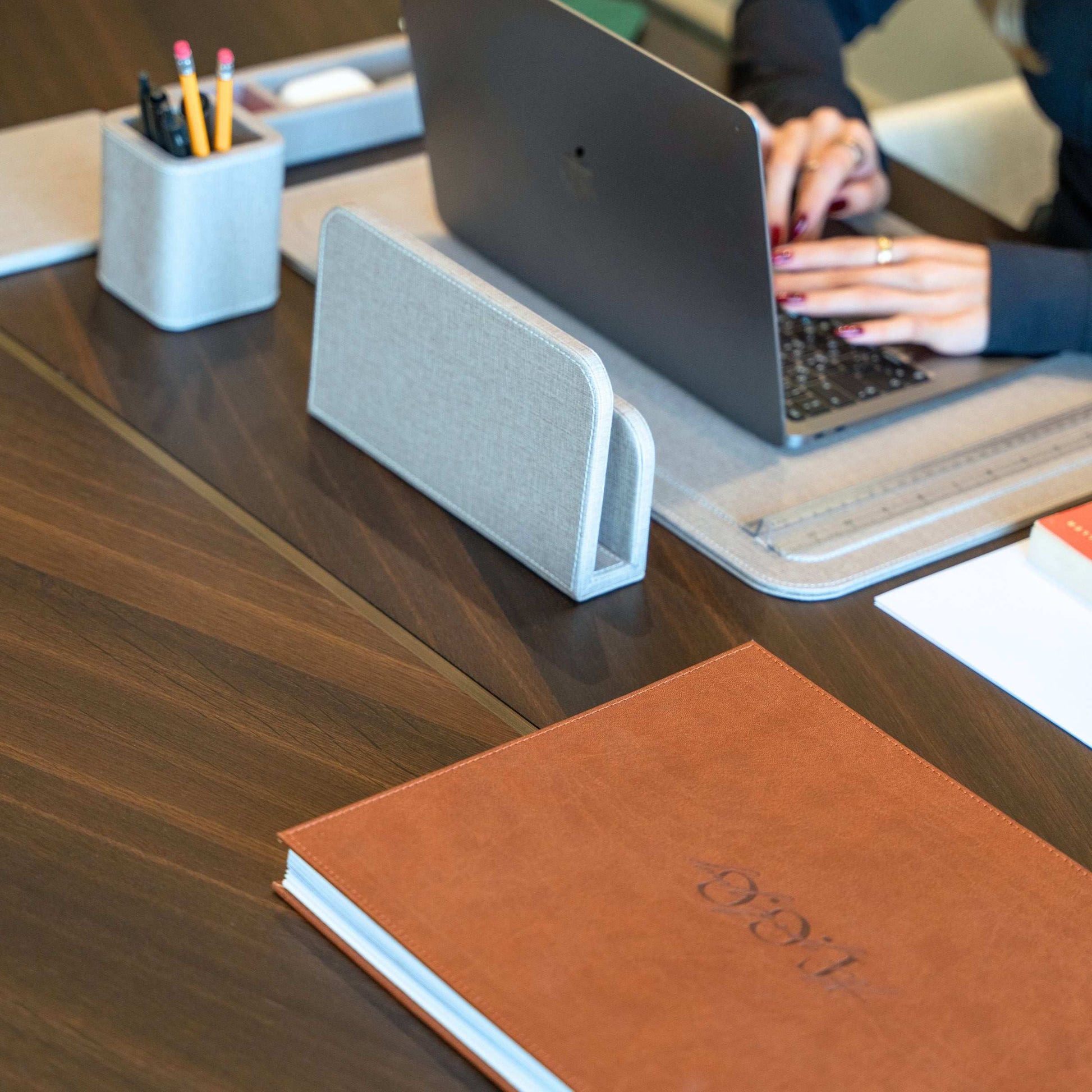 Luxe Desk Set